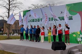 亚运会男子风筝板比赛 中国选手张浩然拿下银牌！